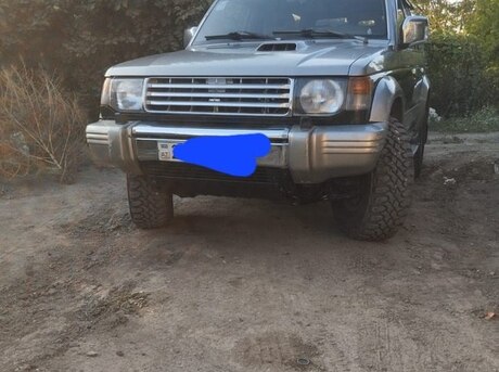 Mitsubishi Pajero 1996