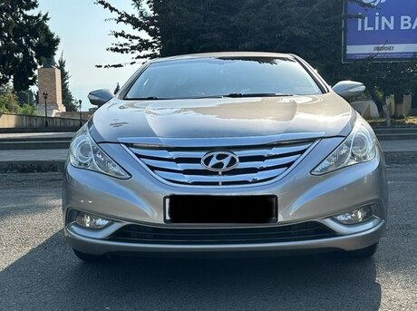 Hyundai Sonata 2009