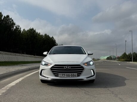 Hyundai Elantra 2017