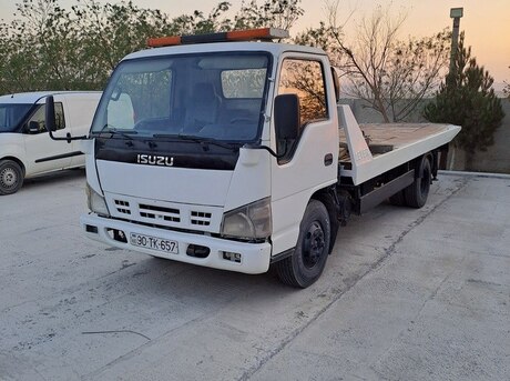Isuzu NPR 66 P