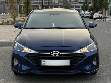 Hyundai Elantra 2019