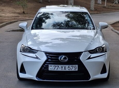 Lexus IS 200t