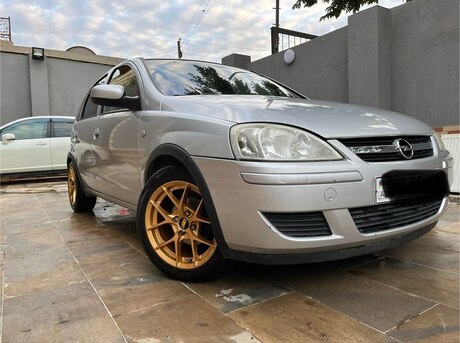 Opel Corsa 2004