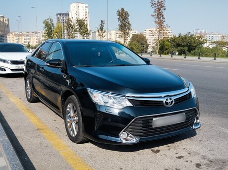 Toyota Camry 2016