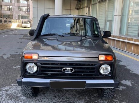 LADA (VAZ) Niva 2021