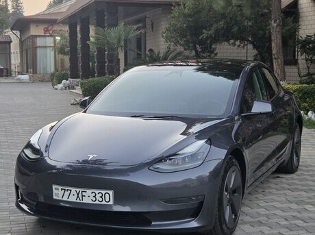 Tesla Model 3 2023