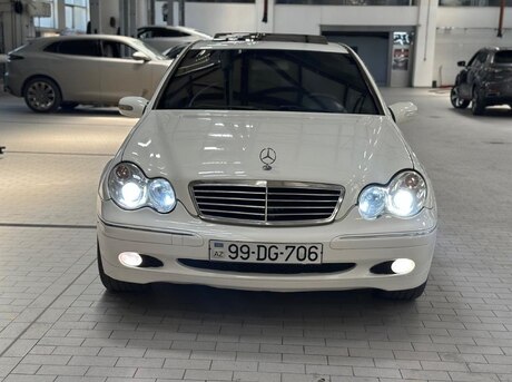 Mercedes C 220