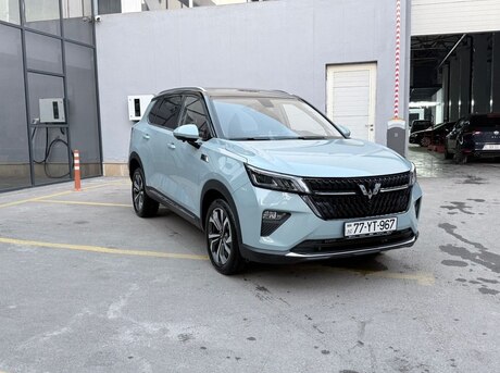 Wuling Asta