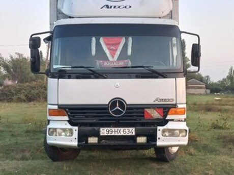 Mercedes Atego 818 2001