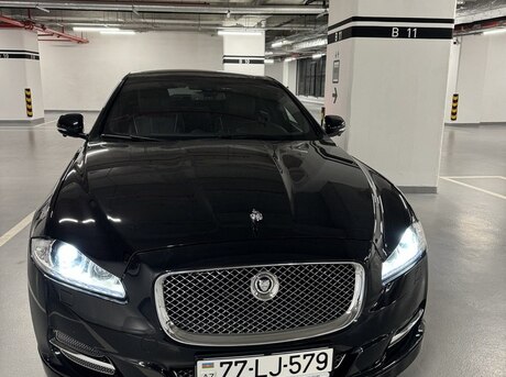 Jaguar XJ