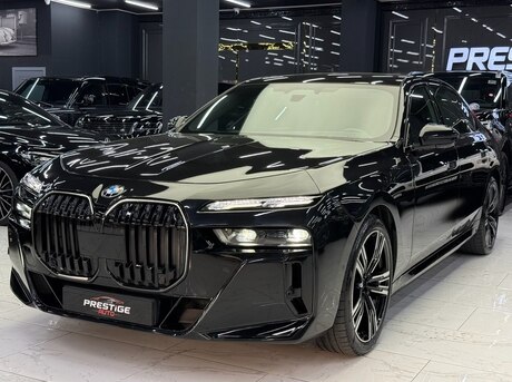BMW 740