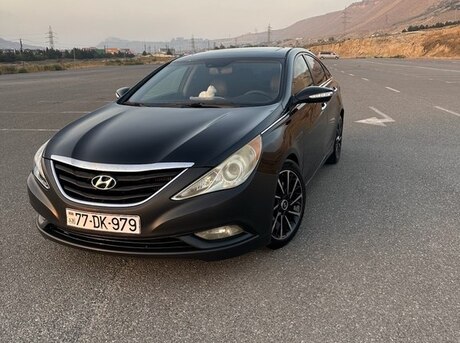 Hyundai Sonata 2012