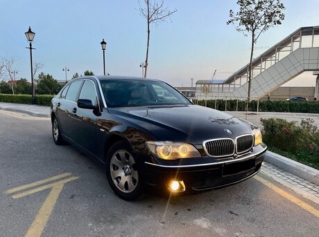 BMW 740