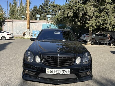 Mercedes E 320 2004
