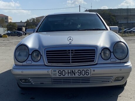 Mercedes E 240 1999