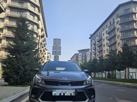 Kia Rio X-Line 2021
