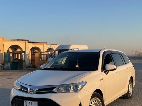 Toyota Corolla Fielder 2019