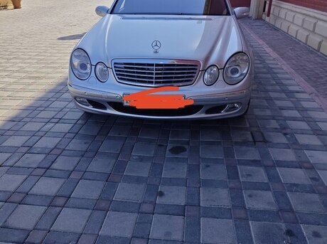 Mercedes E 240 2002