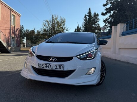 Hyundai Elantra 2011