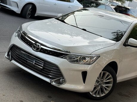 Toyota Camry 2016