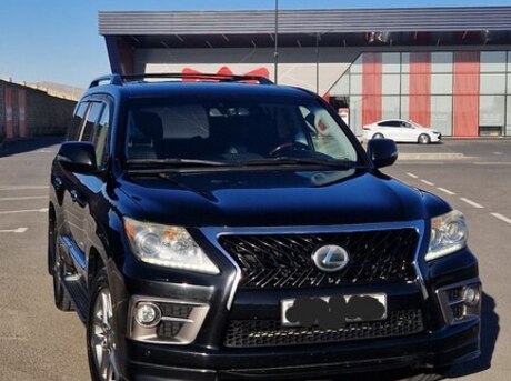 Lexus LX 570 2012
