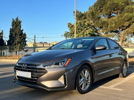 Hyundai Elantra 2018
