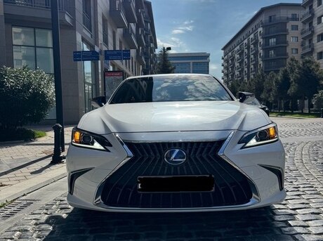 Lexus ES 300h