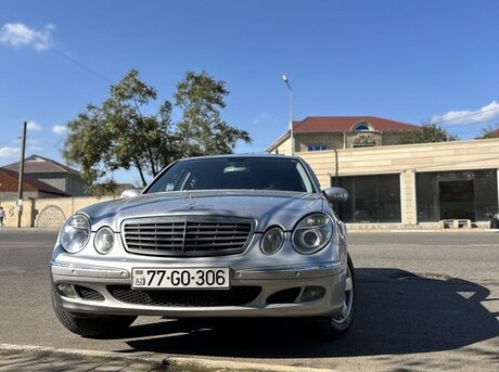 Mercedes E 240 2002