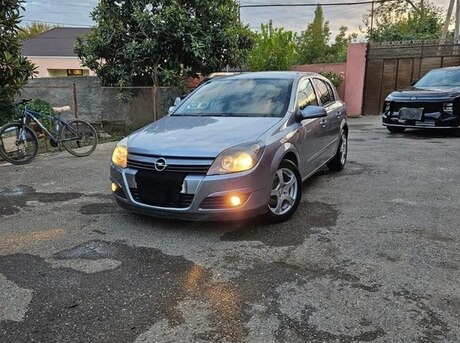 Opel Astra 2005