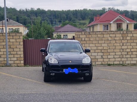 Porsche Cayenne Turbo 2005