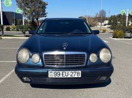 Mercedes E 240 1999