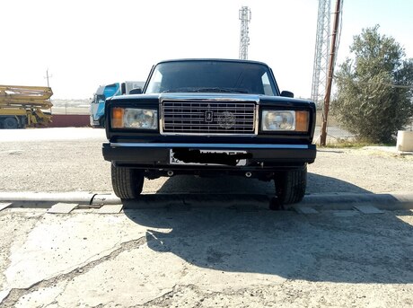 LADA (VAZ) 2107