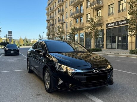 Hyundai Elantra 2019