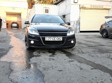 Opel Astra 2004