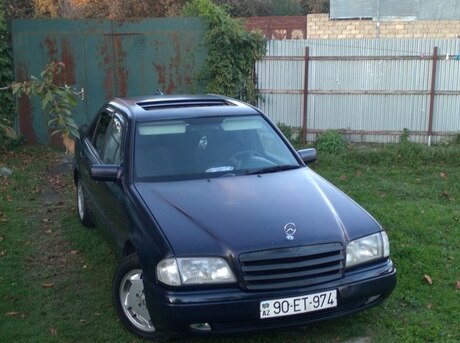 Mercedes C 180