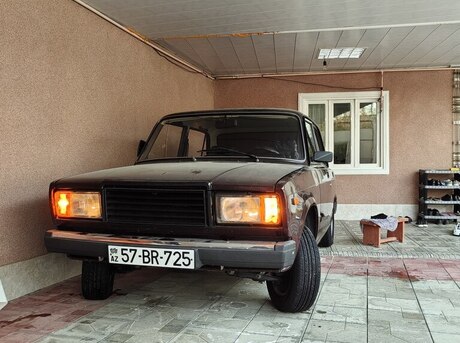 LADA (VAZ) 2107