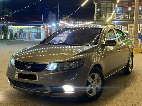 Kia Cerato 2010