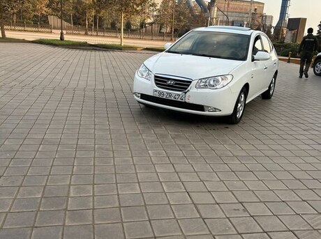 Hyundai Avante 2009