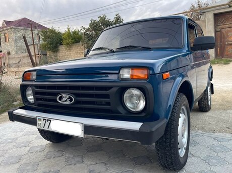 LADA (VAZ) Niva 2015