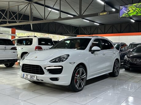 Porsche Cayenne GTS