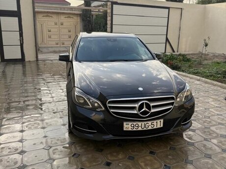 Mercedes E 220