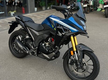 Honda CB200X