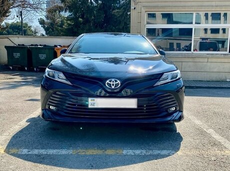 Toyota Camry 2019