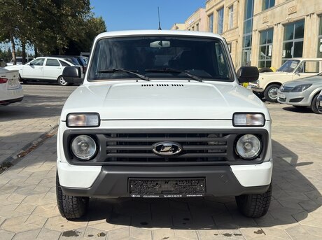 LADA (VAZ) Niva 2025