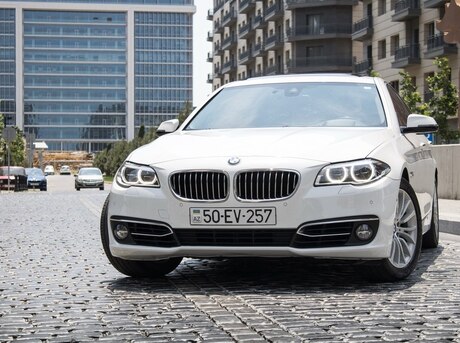 BMW 528