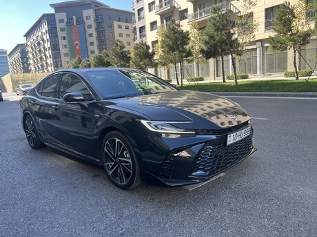 Toyota Camry 2024