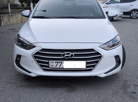 Hyundai Avante 2016