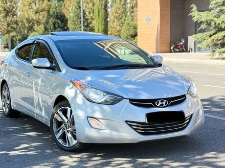 Hyundai Elantra 2013