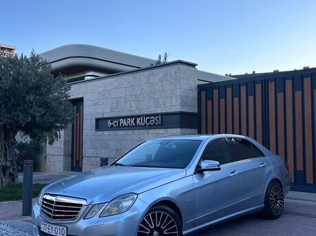 Mercedes E 220