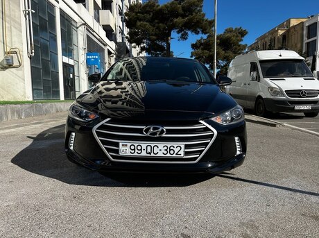 Hyundai Elantra 2018